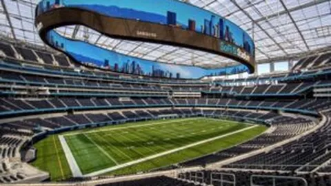 独家揭秘：利兹联锋线悍将勒温重返古迪逊球场，再现辉煌时刻！